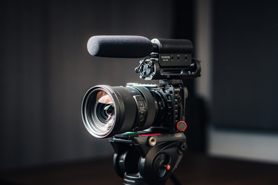 dlxmedia-hu-4J3q2VSsoG0-unsplash