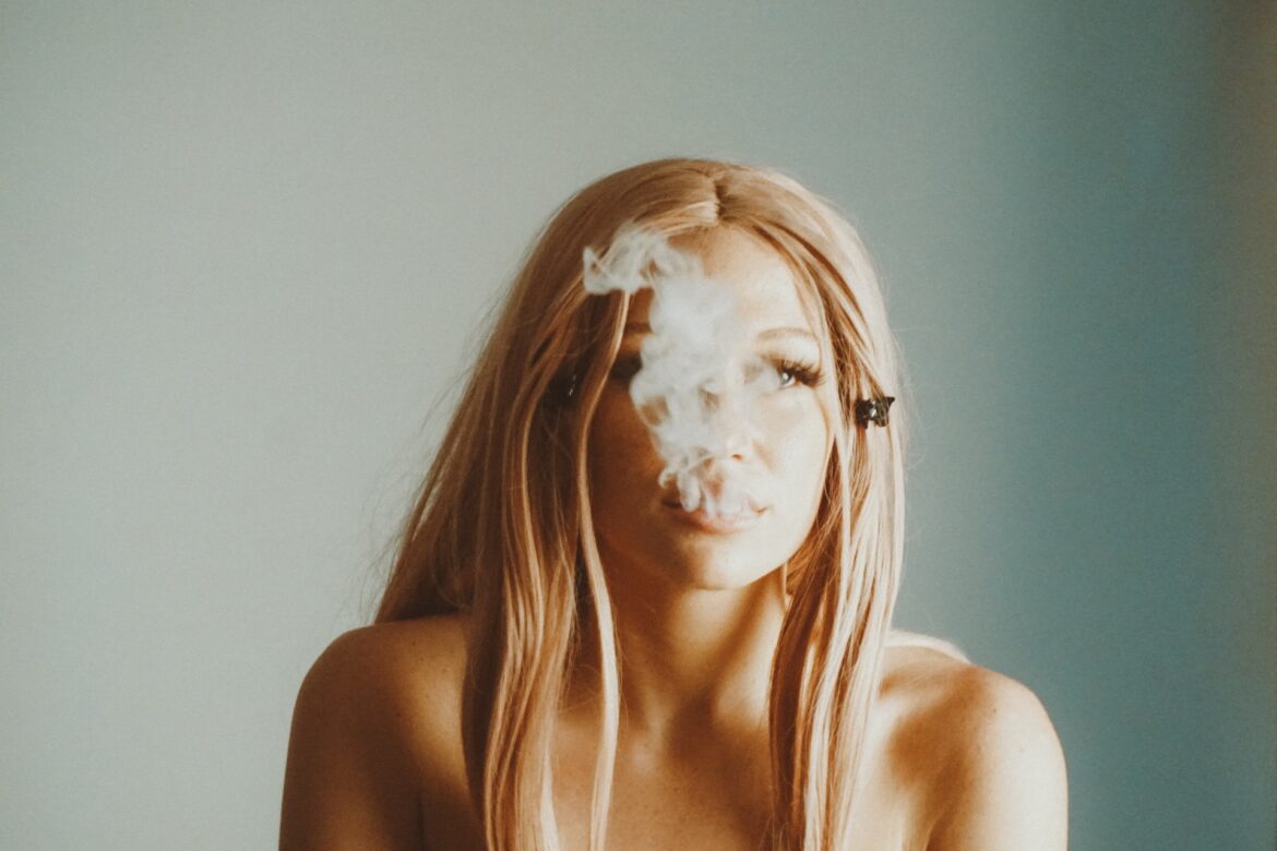 max-gold-e8o-XeQPW2I-unsplash