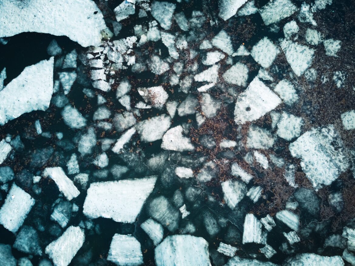 pavel-inozemtsev-y4s10arwlkQ-unsplash