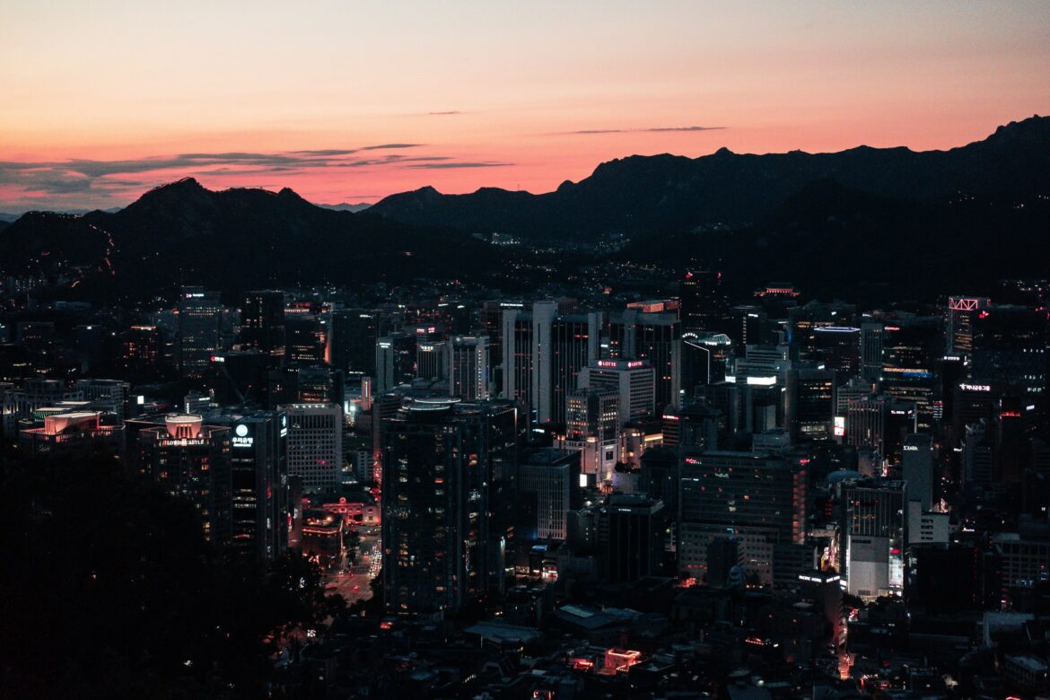 adam-jang-SS6LxGTin6k-unsplash