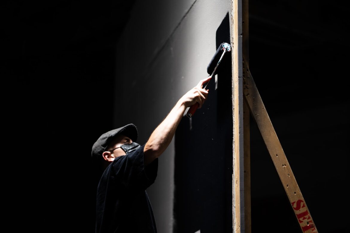 luigi-estuye-lucreative-5wKvYUcWPYQ-unsplash