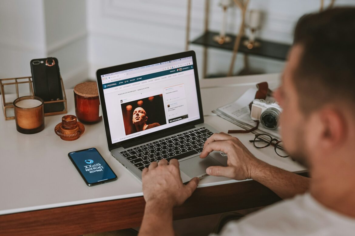 daryadarya-livejournal-btUhi2fvyvo-unsplash UnsplashのDaryaDarya LiveJournalが撮影した写真